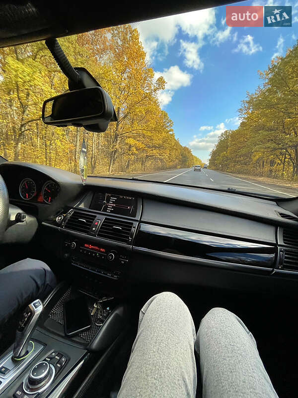 Позашляховик / Кросовер BMW X6 2010 в Черкасах