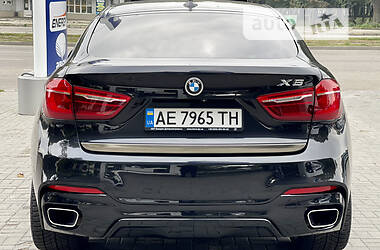 Внедорожник / Кроссовер BMW X6 2015 в 