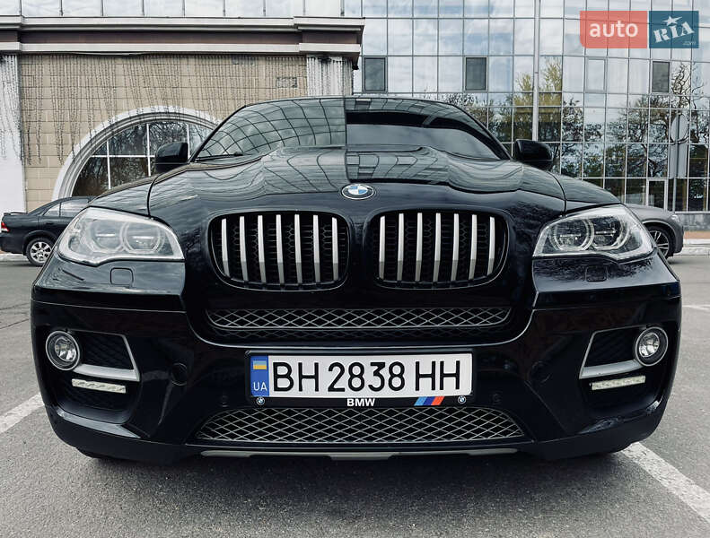 Внедорожник / Кроссовер BMW X6 2013 в Одессе