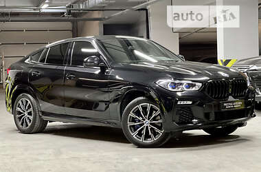 Позашляховик / Кросовер BMW X6 2021 в 