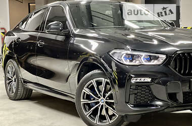 Позашляховик / Кросовер BMW X6 2021 в 