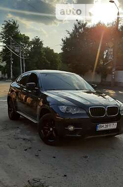 BMW X6 2011