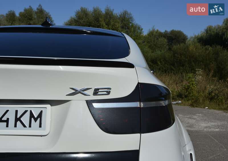 Внедорожник / Кроссовер BMW X6 2010 в Луцке