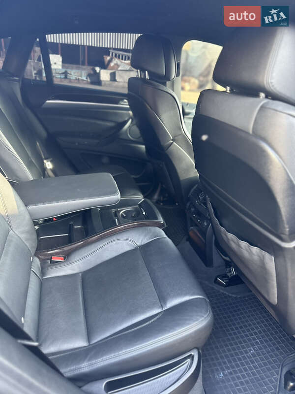 Позашляховик / Кросовер BMW X6 2011 в Києві фото 7 Позашляховик / Кросовер BMW X6 2011 в Києві