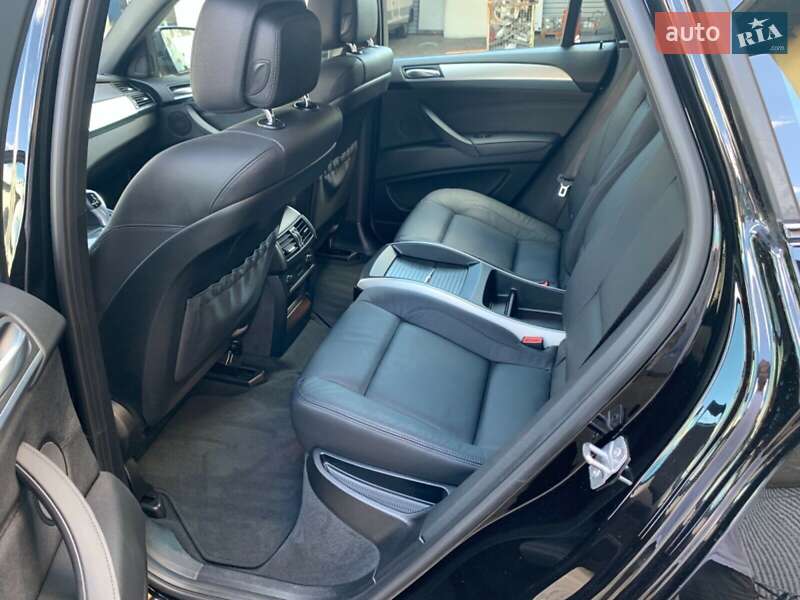 Внедорожник / Кроссовер BMW X6 2013 в Киеве