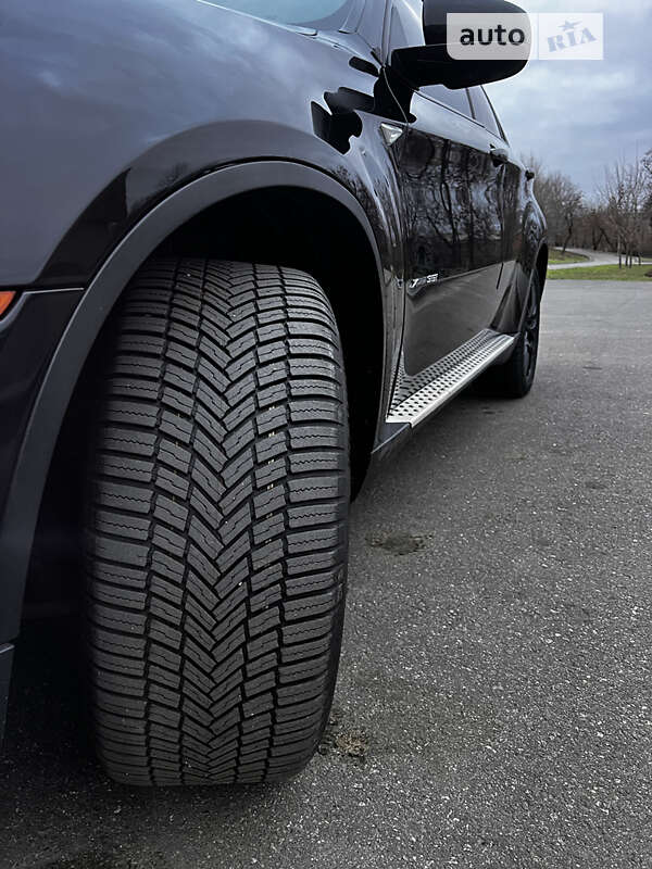 Внедорожник / Кроссовер BMW X6 2012 в Кривом Роге