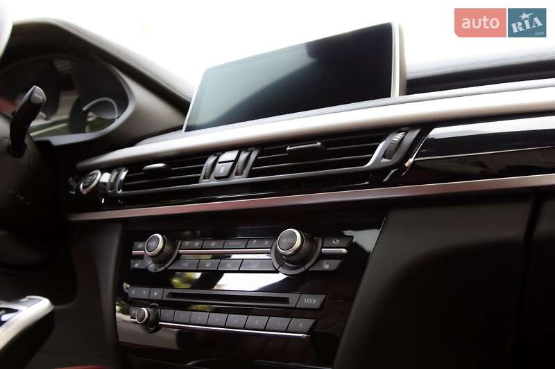 Внедорожник / Кроссовер BMW X6 2018 в Киеве