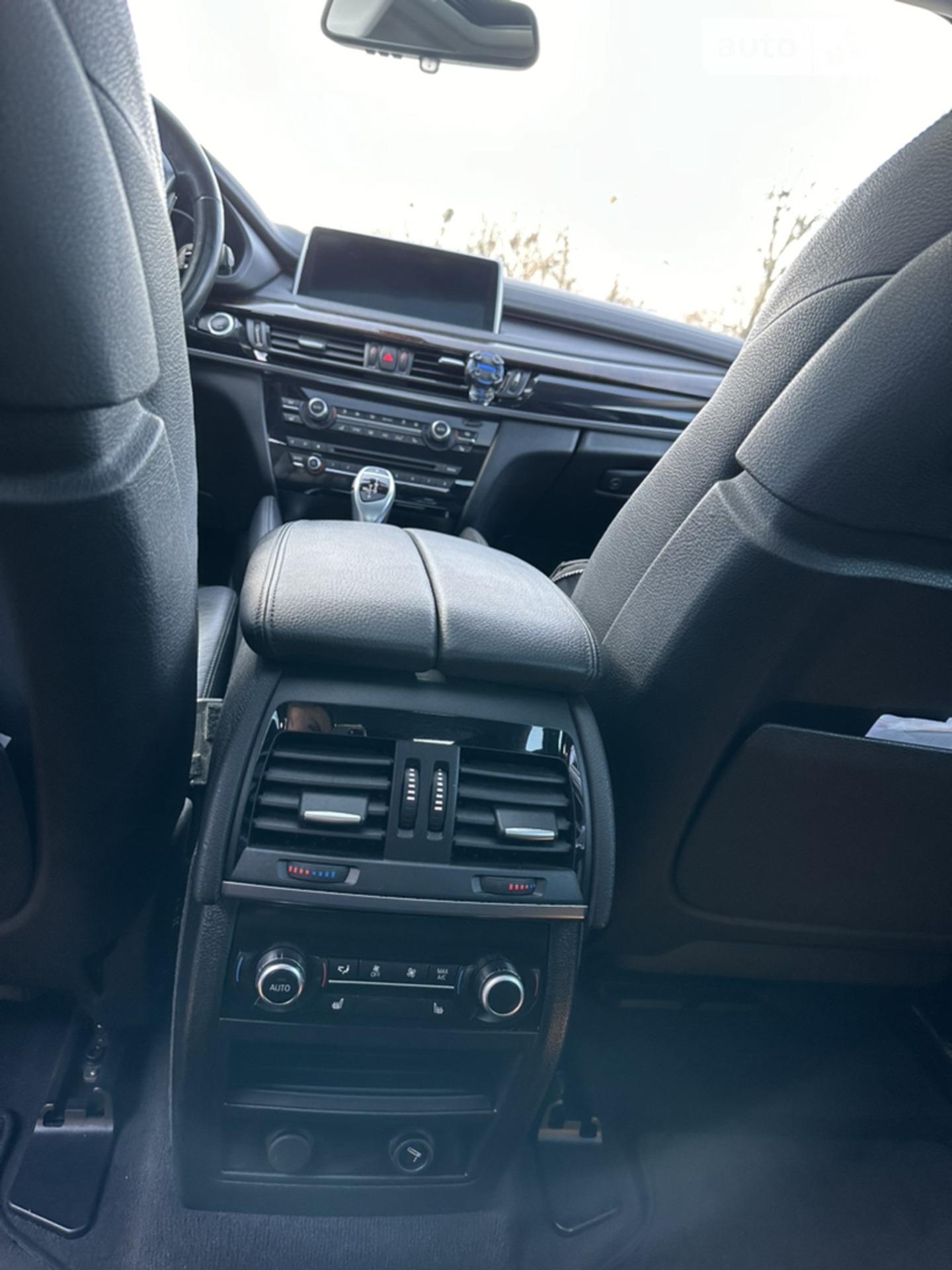 2015 BMW X6 - мініатюра 12