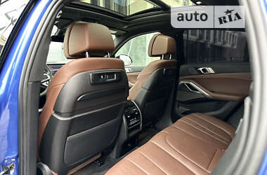 Внедорожник / Кроссовер BMW X6 2019 в 