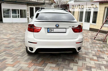 Внедорожник / Кроссовер BMW X6 2012 в Килии