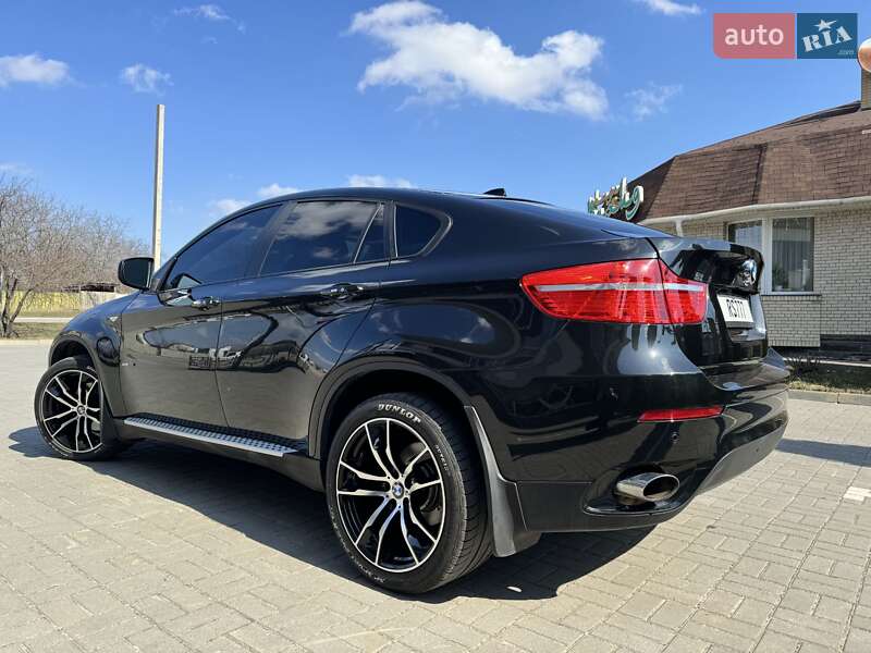 Позашляховик / Кросовер BMW X6 2011 в Харкові