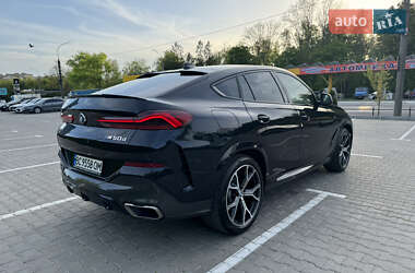 Позашляховик / Кросовер BMW X6 2021 в 