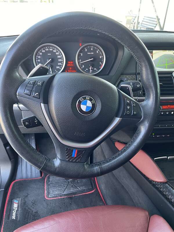 Позашляховик / Кросовер BMW X6 2013 в Чернівцях