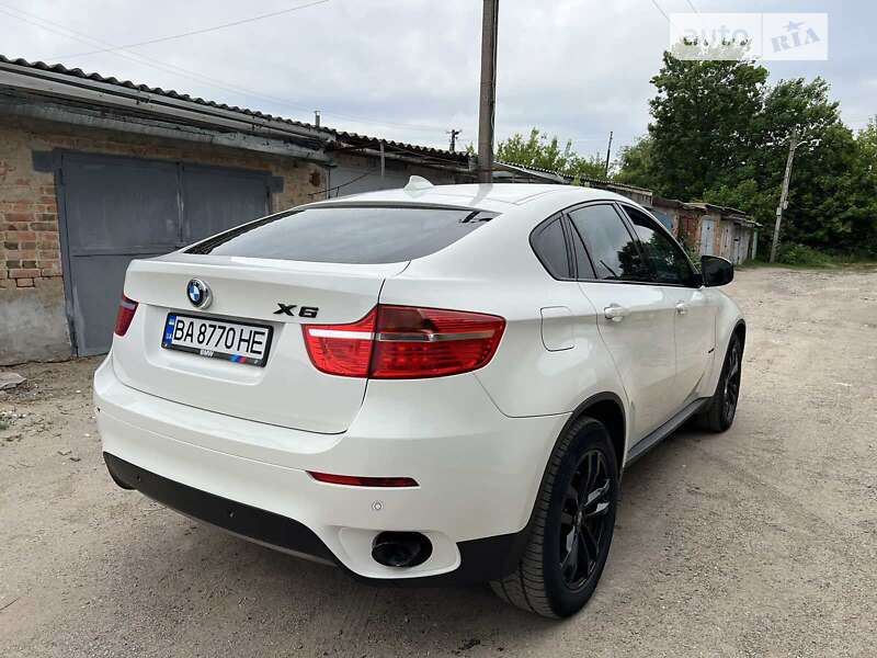 Позашляховик / Кросовер BMW X6 2011 в Кропивницькому