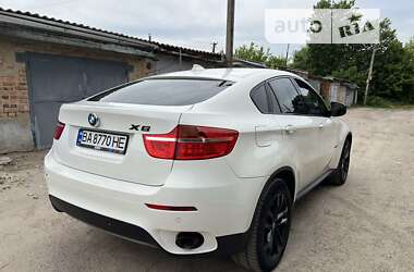 BMW X6 2011