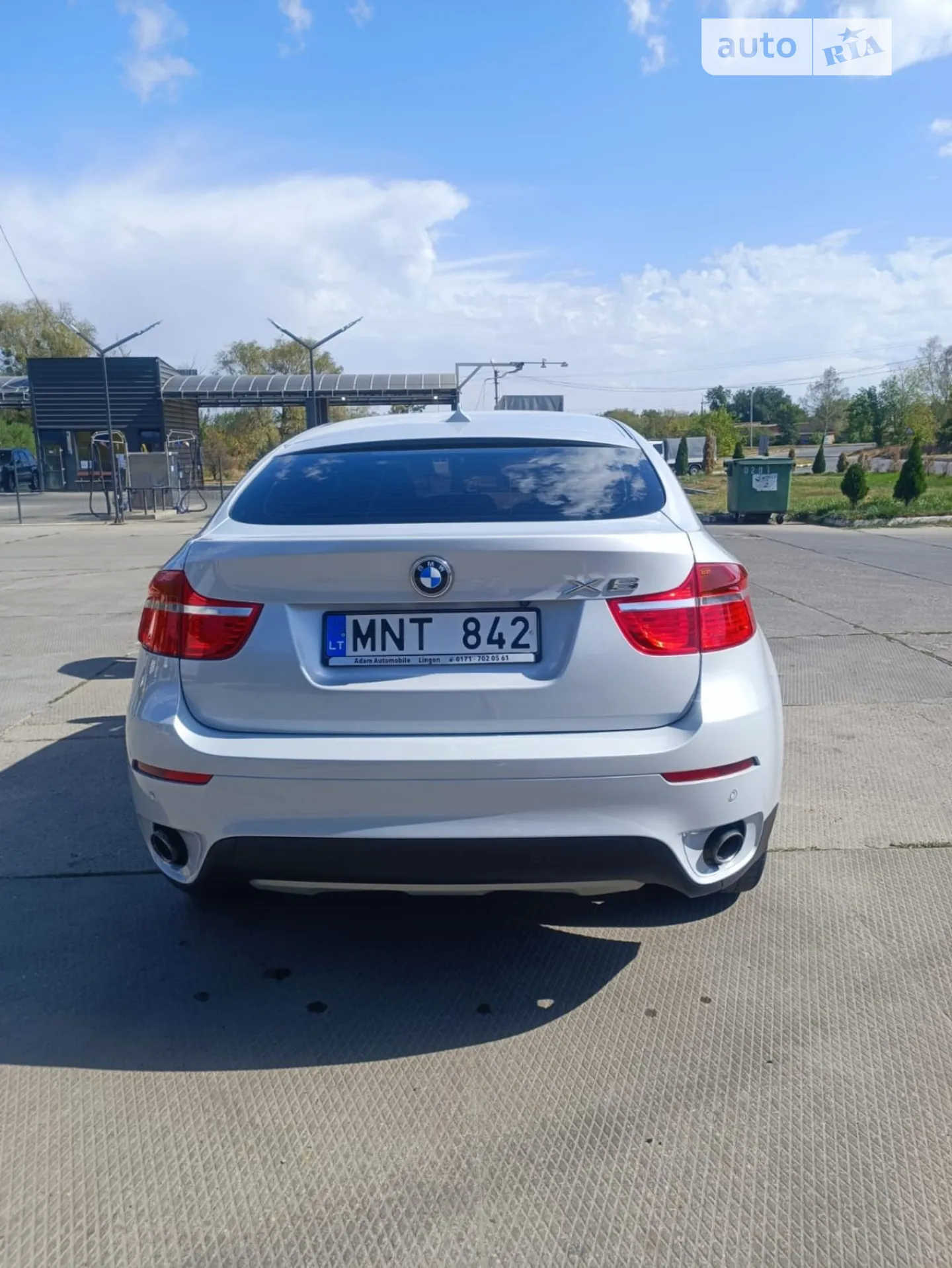 2011 BMW X6 - мініатюра 2