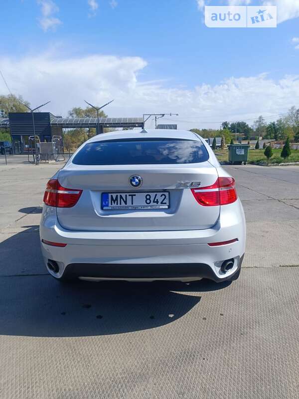 Внедорожник / Кроссовер BMW X6 2011 в Умани
