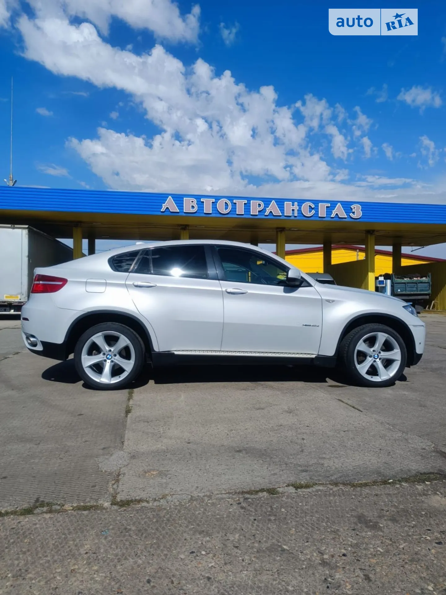 2011 BMW X6 - мініатюра 13