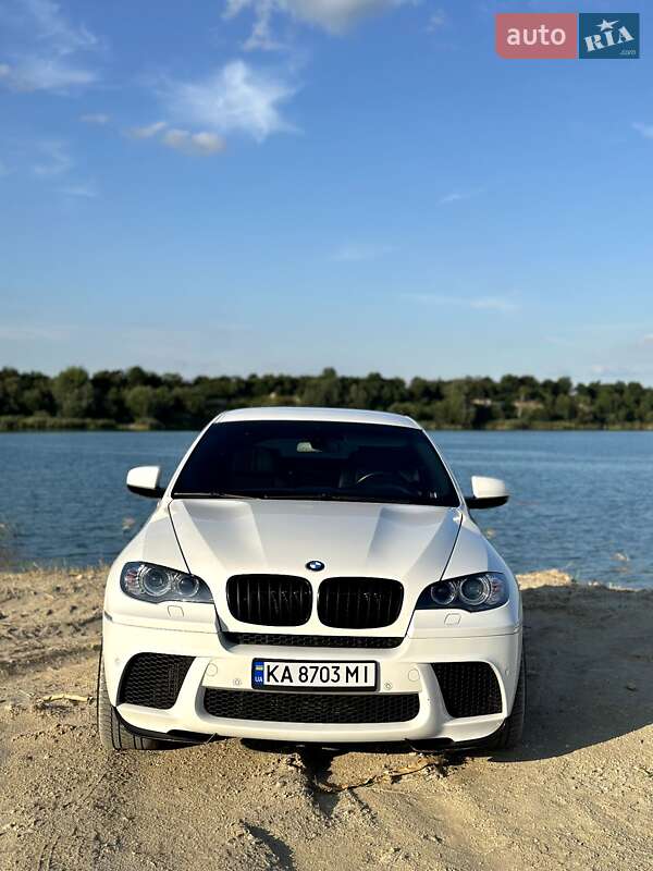 Внедорожник / Кроссовер BMW X6 2010 в Львове