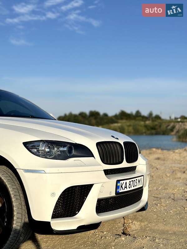 Внедорожник / Кроссовер BMW X6 2010 в Львове