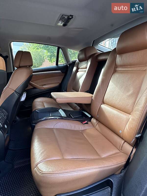 Внедорожник / Кроссовер BMW X6 2010 в Ивано-Франковске