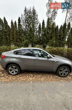 BMW X6 2011