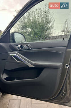 Позашляховик / Кросовер BMW X6 2022 в 