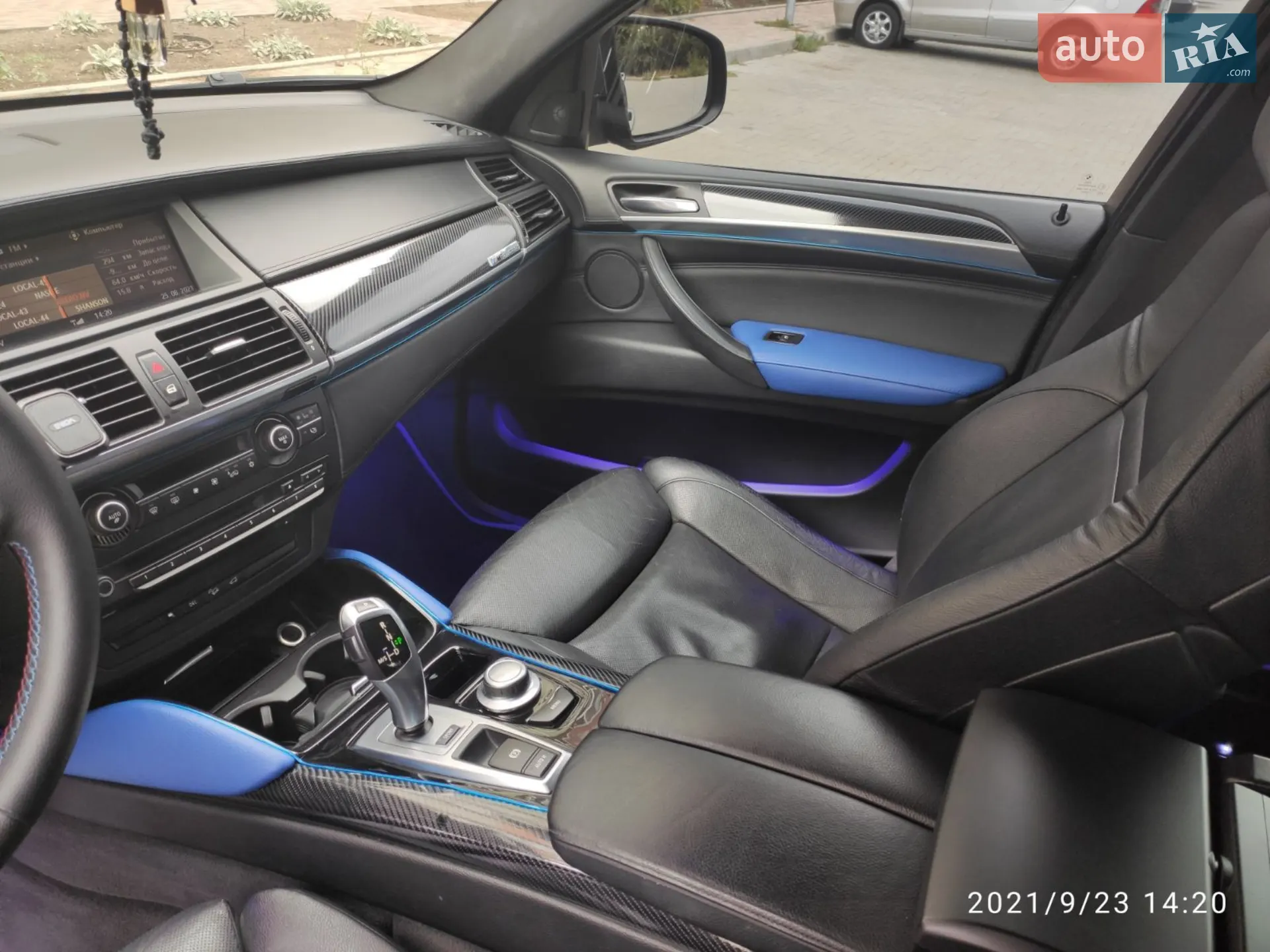 2010 BMW X6 - мініатюра 2