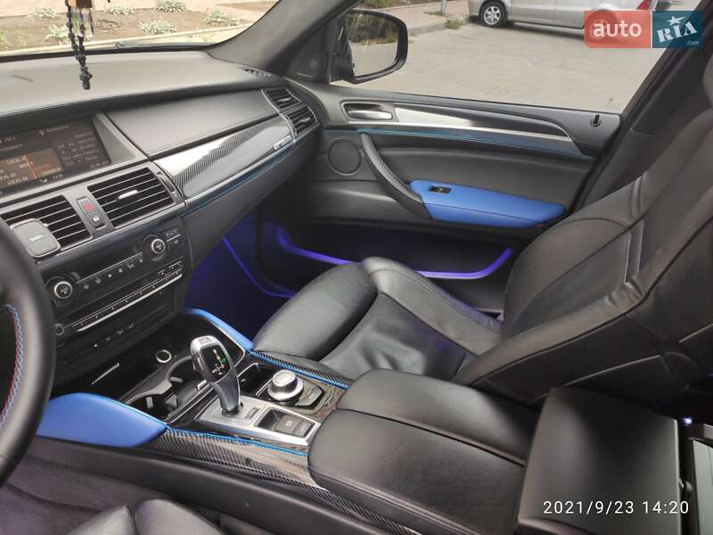 Внедорожник / Кроссовер BMW X6 2010 в Николаеве