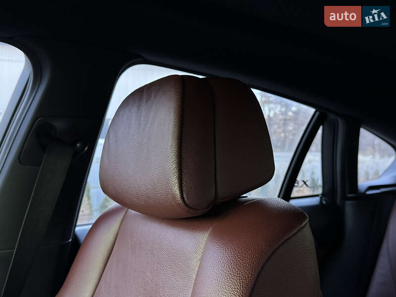 Позашляховик / Кросовер BMW X6 2011 в Луцьку