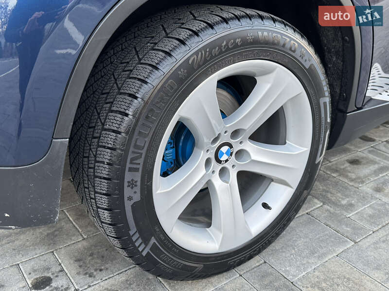 Позашляховик / Кросовер BMW X6 2011 в Луцьку