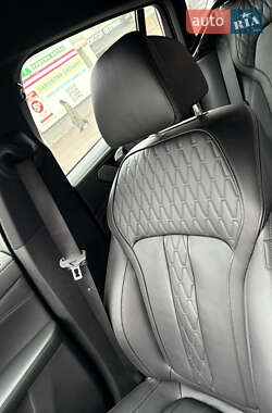 Внедорожник / Кроссовер BMW X6 2022 в 