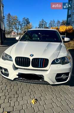 BMW X6 2011