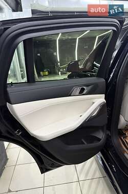 Внедорожник / Кроссовер BMW X6 2022 в 