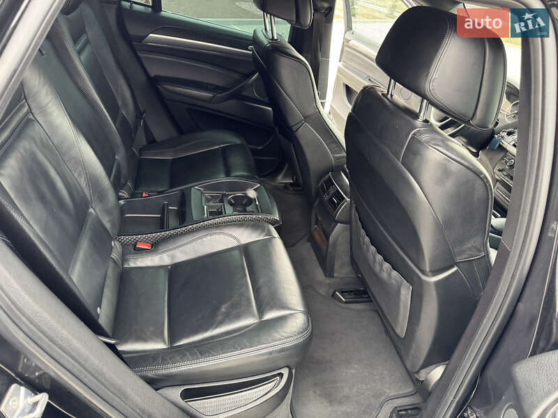 Позашляховик / Кросовер BMW X6 2012 в Чернівцях