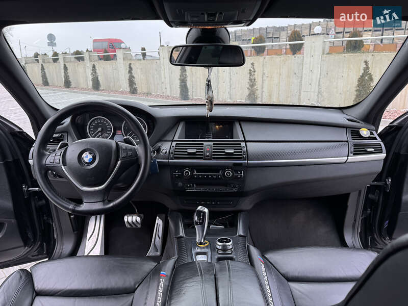 Позашляховик / Кросовер BMW X6 2012 в Чернівцях