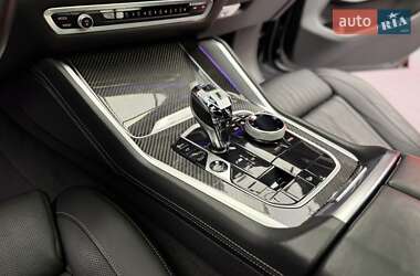 Позашляховик / Кросовер BMW X6 2021 в 