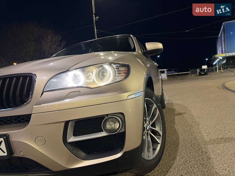 Внедорожник / Кроссовер BMW X6 2014 в Одессе