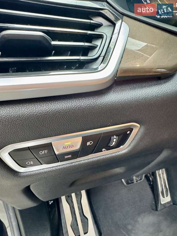 Внедорожник / Кроссовер BMW X6 2022 в Киеве