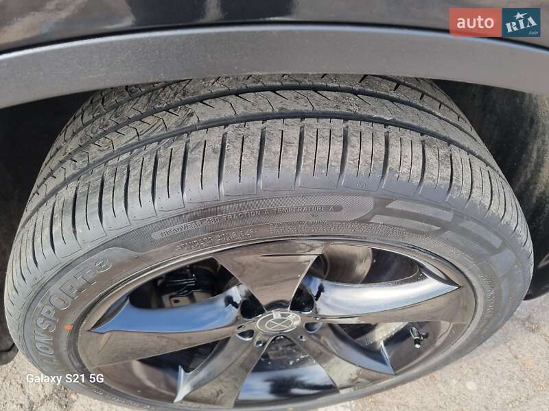 Внедорожник / Кроссовер BMW X6 2011 в Ровно