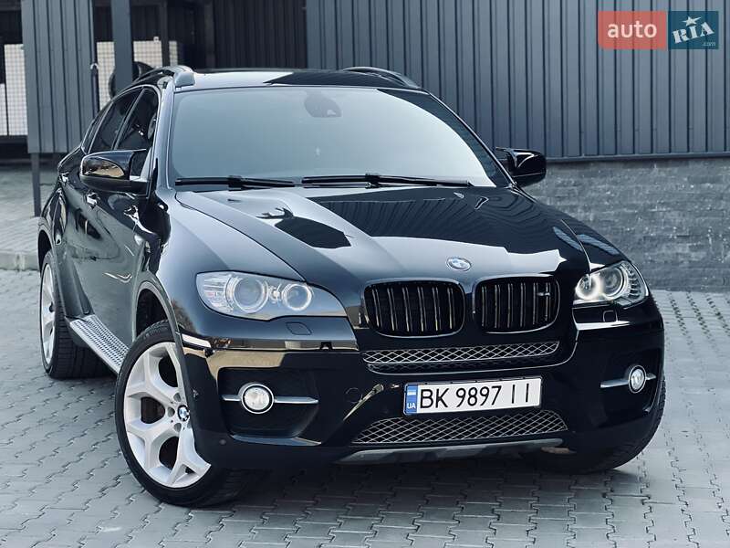 BMW X6 2011