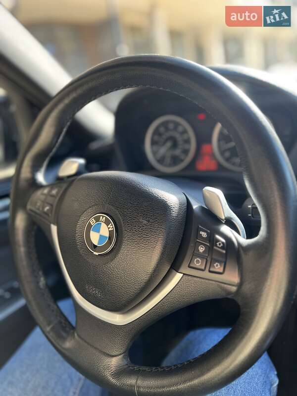 Позашляховик / Кросовер BMW X6 2011 в Києві