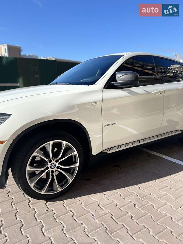 Позашляховик / Кросовер BMW X6 2011 в Києві