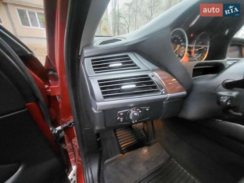 Позашляховик / Кросовер BMW X6 2008 в Києві
