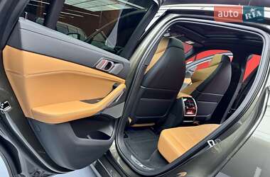 Внедорожник / Кроссовер BMW X6 2021 в 
