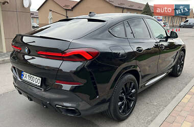 Позашляховик / Кросовер BMW X6 2022 в 