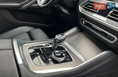 Позашляховик / Кросовер BMW X6 2022 в 