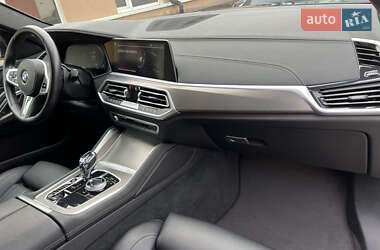 Позашляховик / Кросовер BMW X6 2022 в 