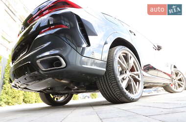 Позашляховик / Кросовер BMW X6 2022 в 