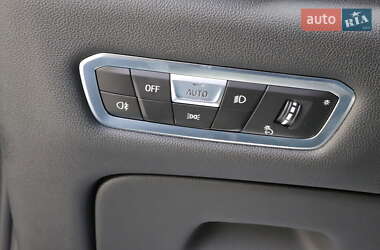 Позашляховик / Кросовер BMW X6 2022 в 